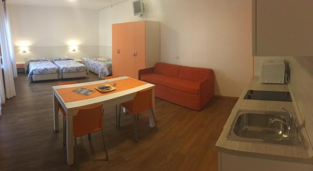 Casa Vittoria Apartment Torbole Sul Garda Ngoại thất bức ảnh